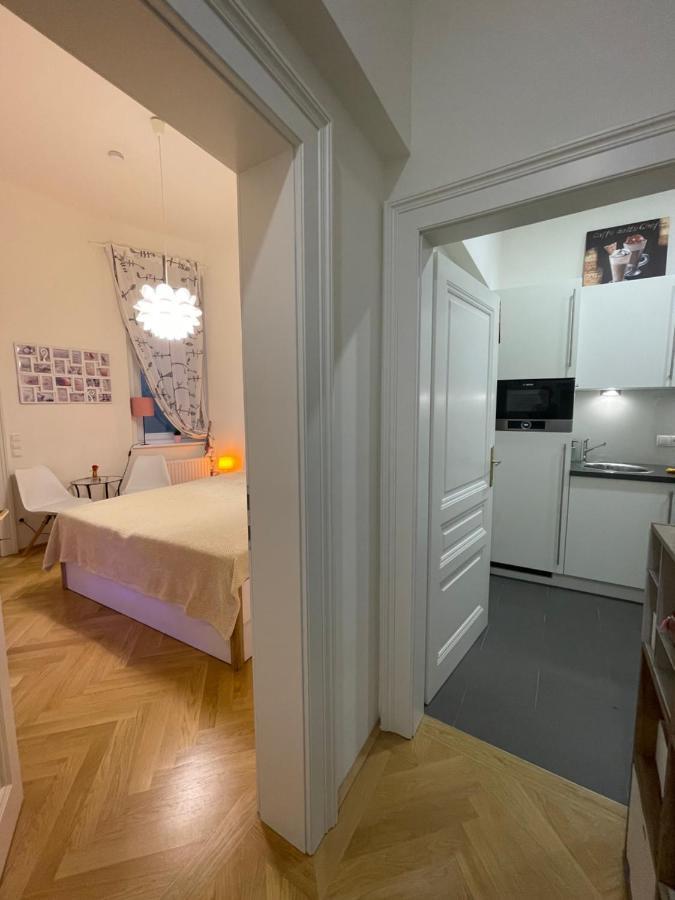 St Stephen's Apartment *